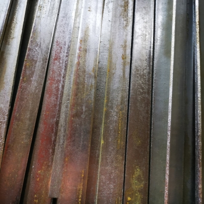 熱鍍鋅扁鋼的簡(jiǎn)單介紹及應(yīng)用